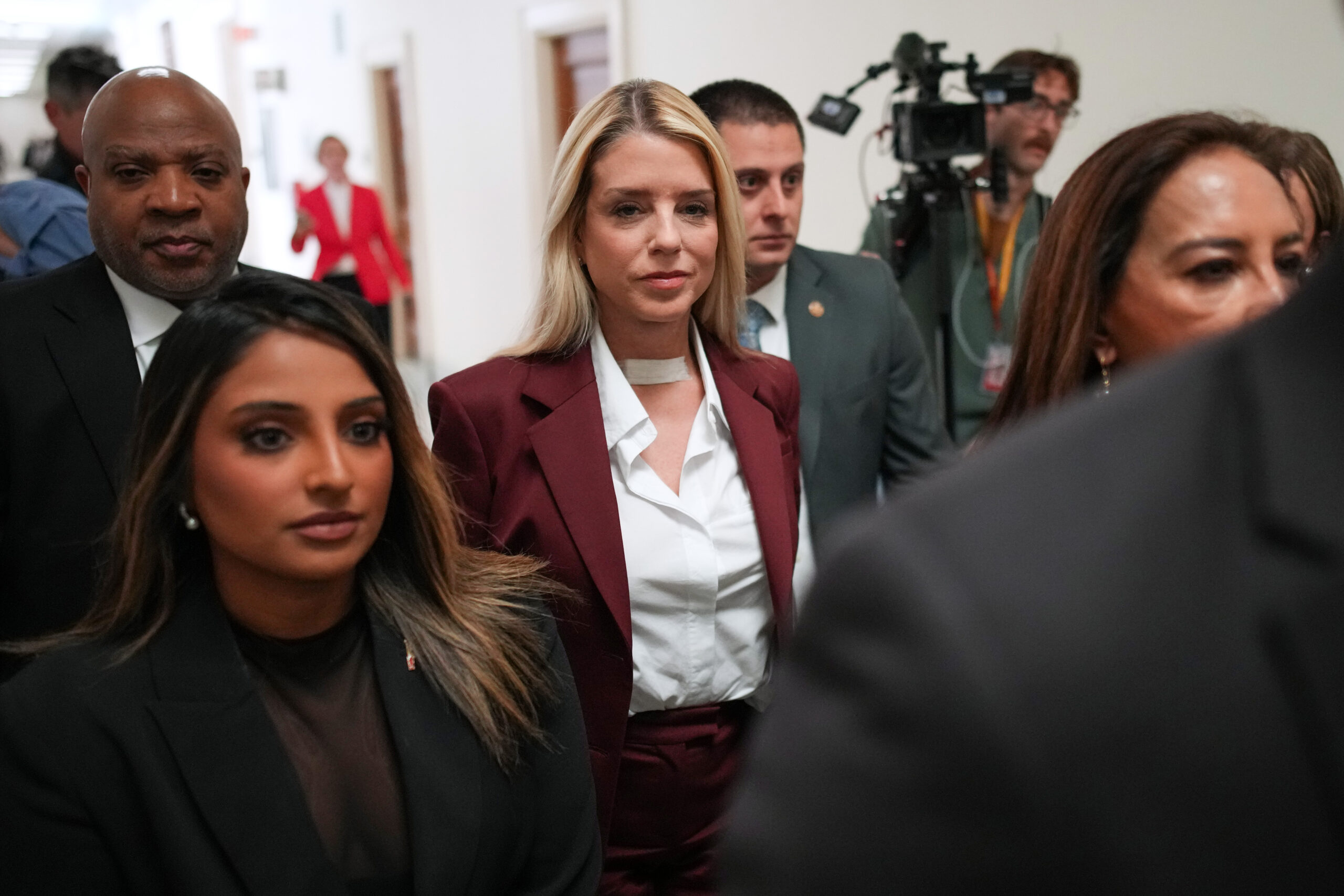 Former AG Pam Bondi arrives for closed-door Oversight interview on Jeffrey Epstein files