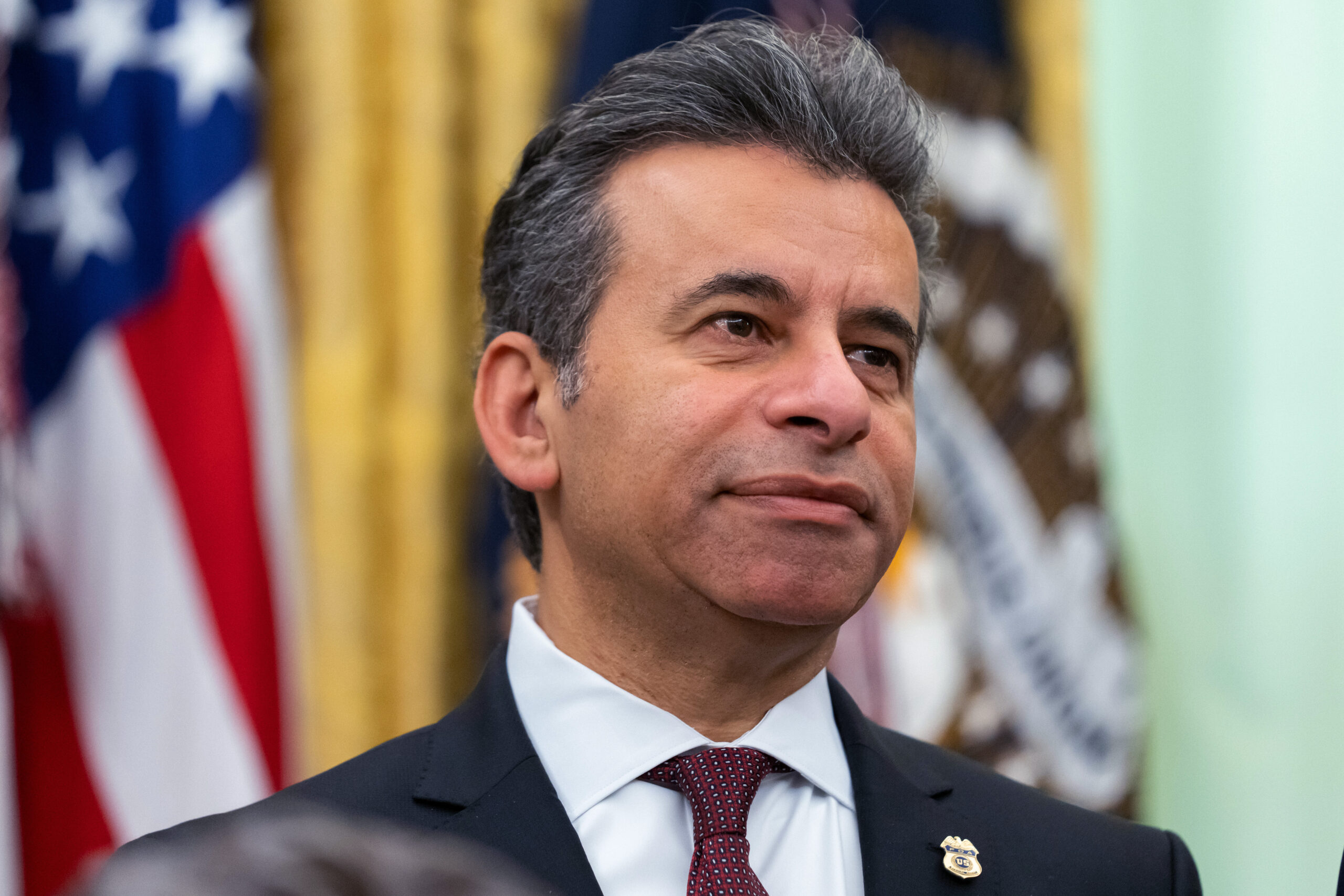 Knives out for FDA head Marty Makary after he blocks, then OKs vape flavors after Trump criticism