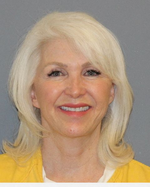 Jailed Trump ally Tina Peters, who tried to reverse 2020 results, granted clemency by Colorado’s Dem governor