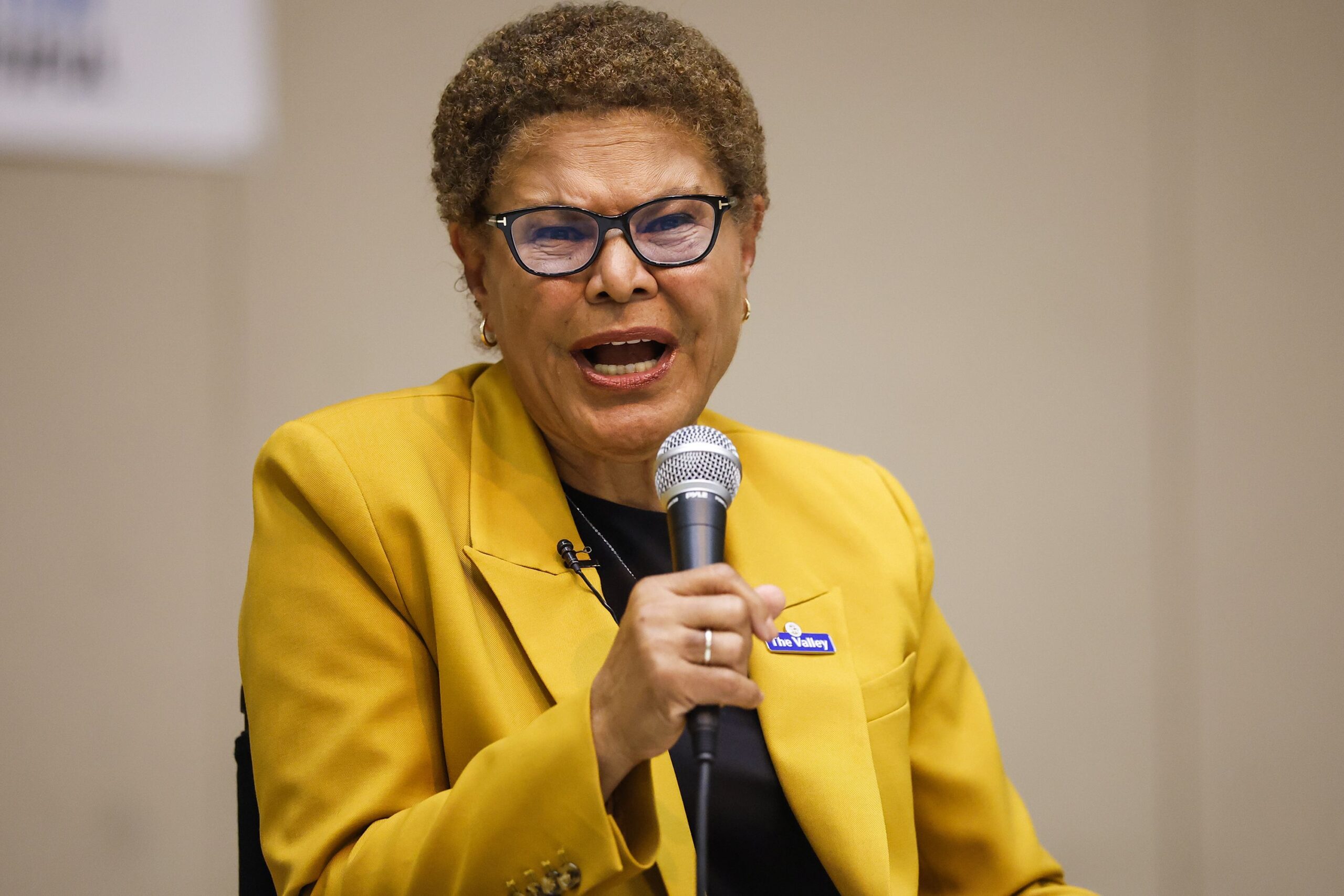 Nithya Raman goes scorched earth on Karen Bass’ ‘secret deals’ as mayoral race turns nasty