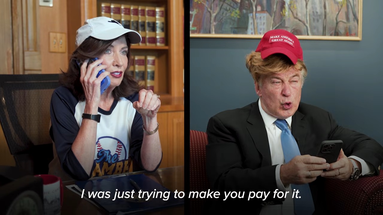 Gov. Hochul plays ‘cringey’ video of Alec Baldwin spoofing Trump at NY correspondents event