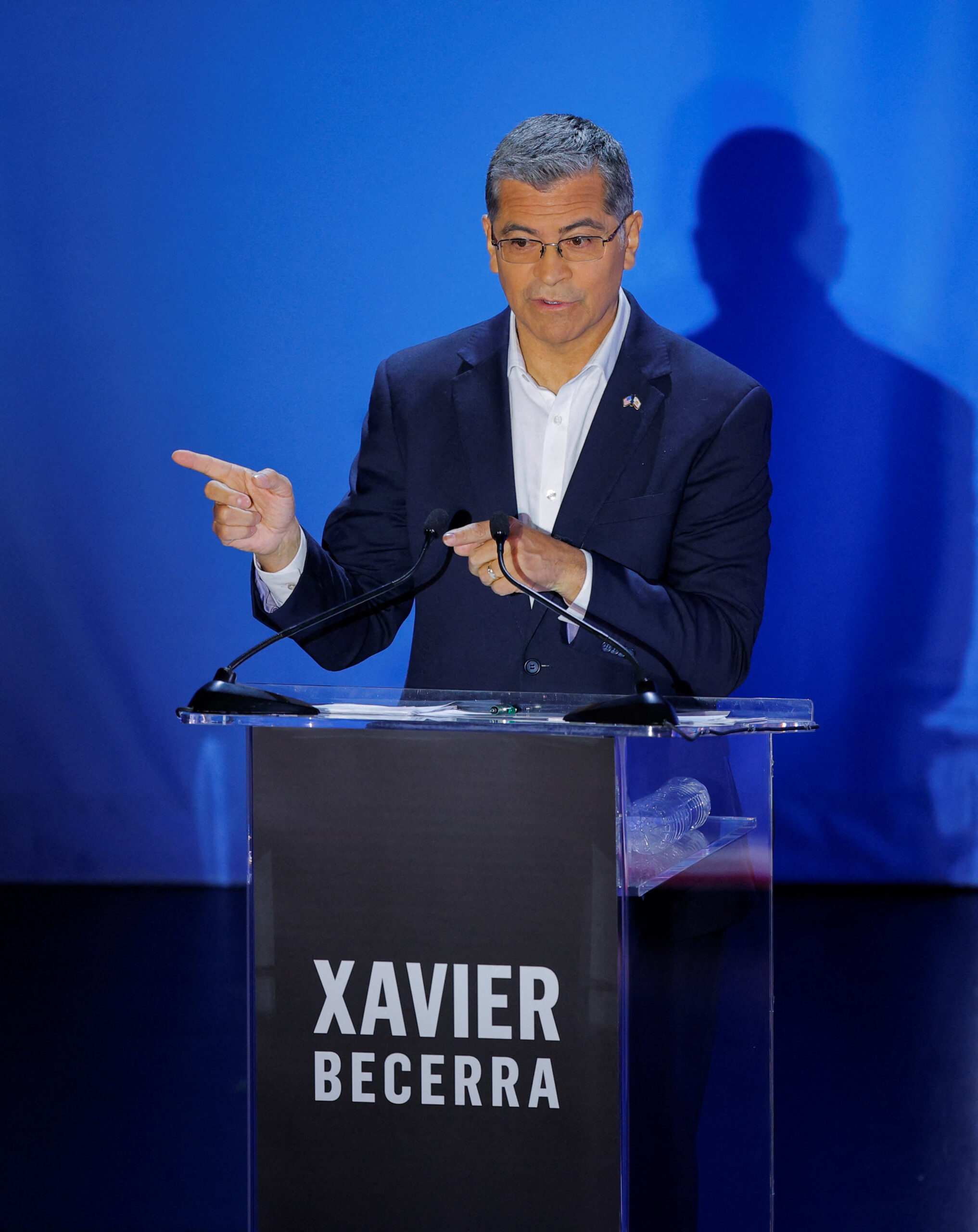 California governor’s race on a knife edge as dark horse surges and ballots hit mailboxes