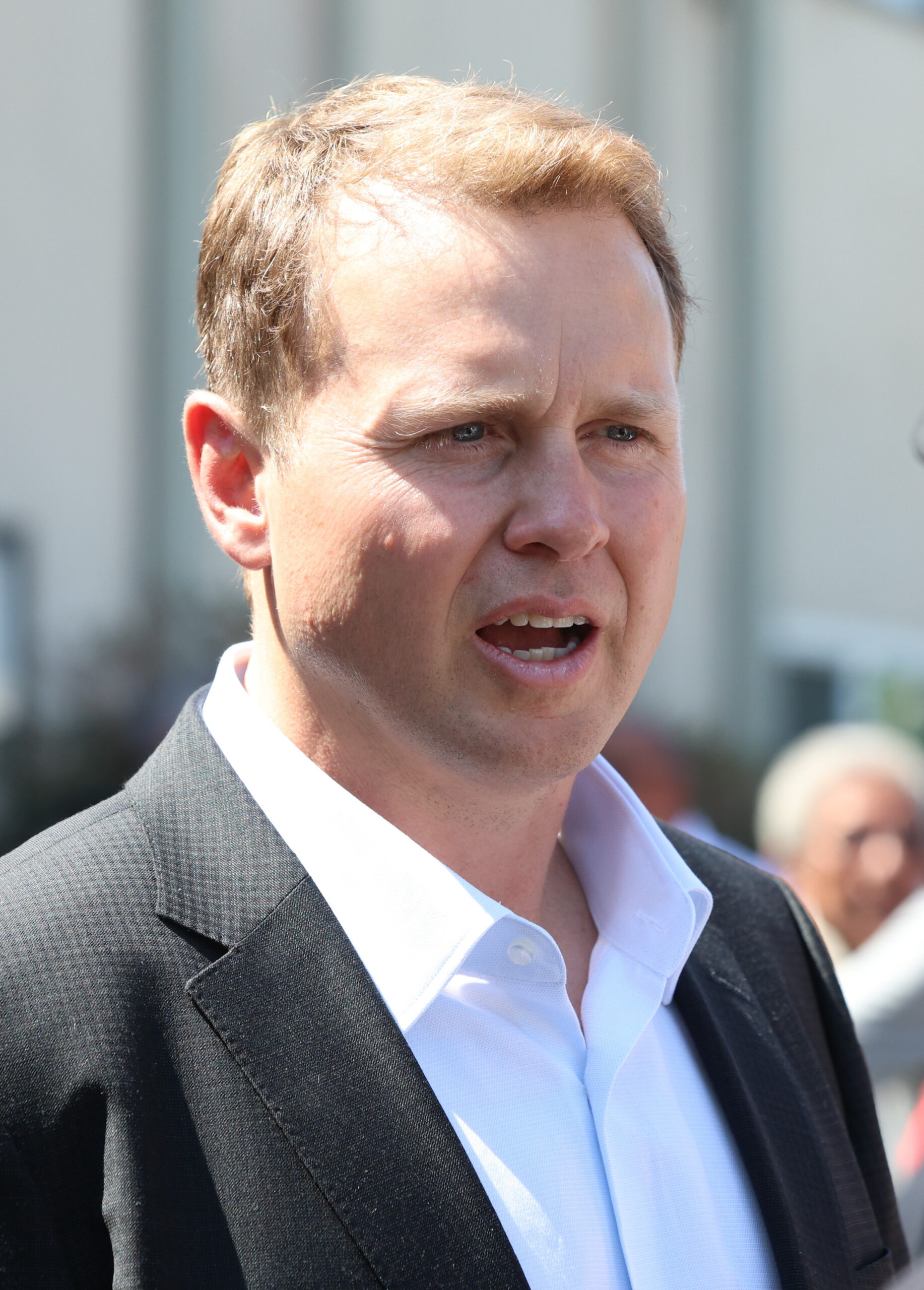 LA mayoral candidate Spencer Pratt’s epic put down to hecklers who surround him in LA