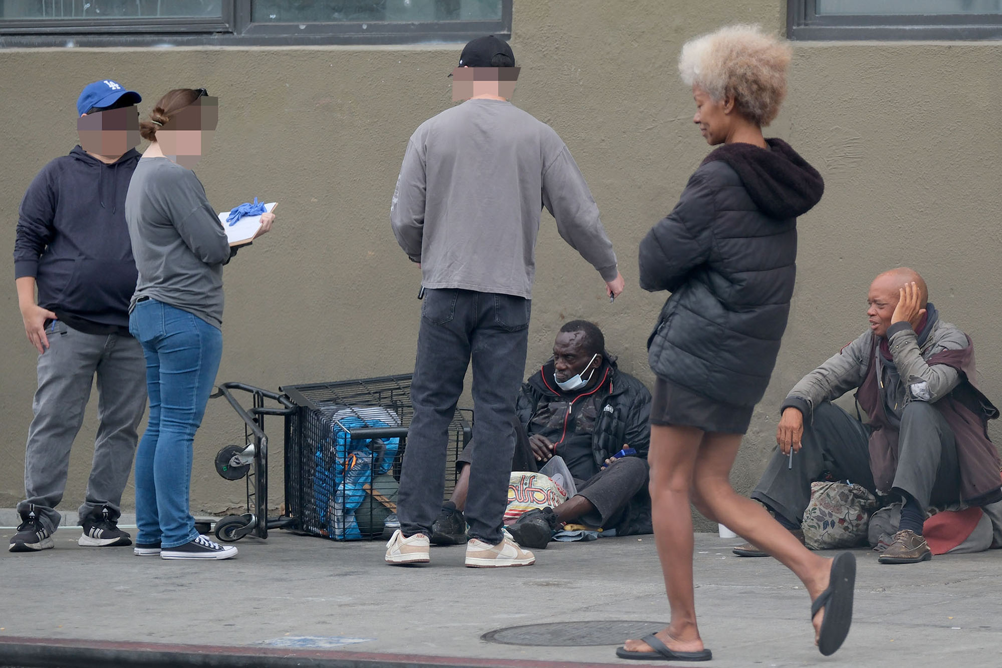 FBI agents descend on Skid Row in massive voter fraud probe after stunning claims of election bribery