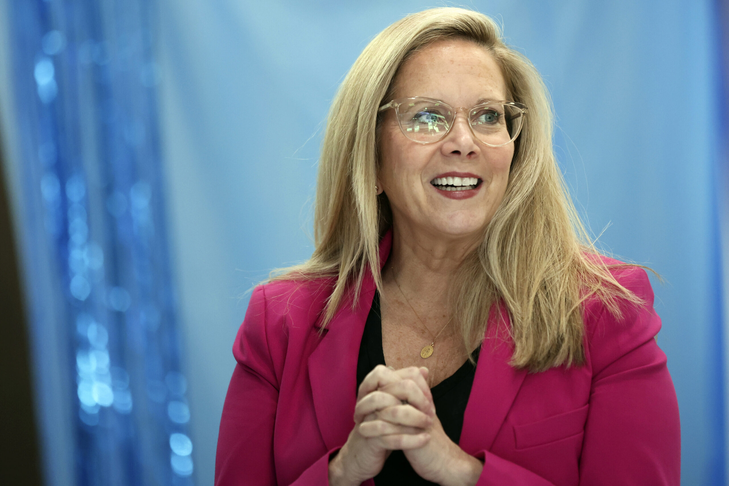 Reps. Laura Gillen, Mike Lawler push bipartisan bill that would slash New Yorkers’ federal taxes
