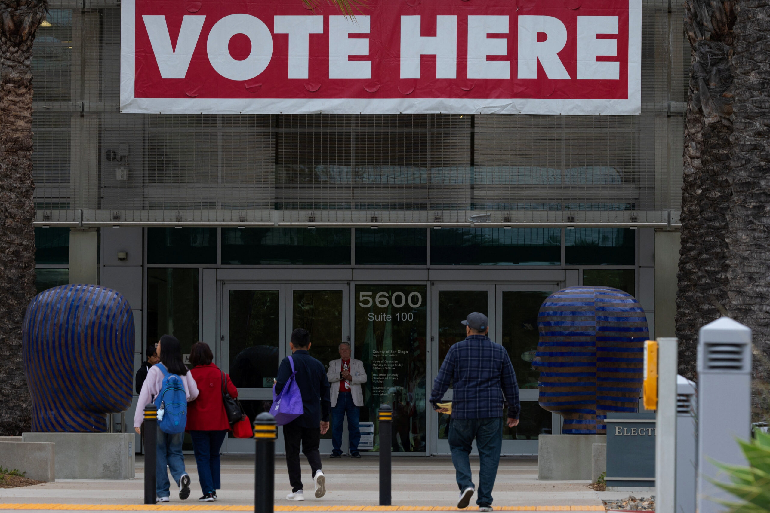 Why the California governor’s race could be dramatically upended at the last minute