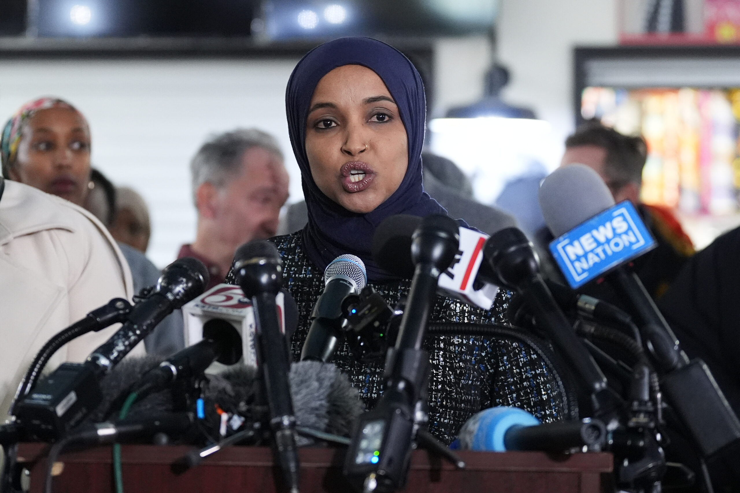 James Comer tells ‘Pod Force One’ Ilhan Omar ‘in a lot of trouble’ amid fraud crackdown