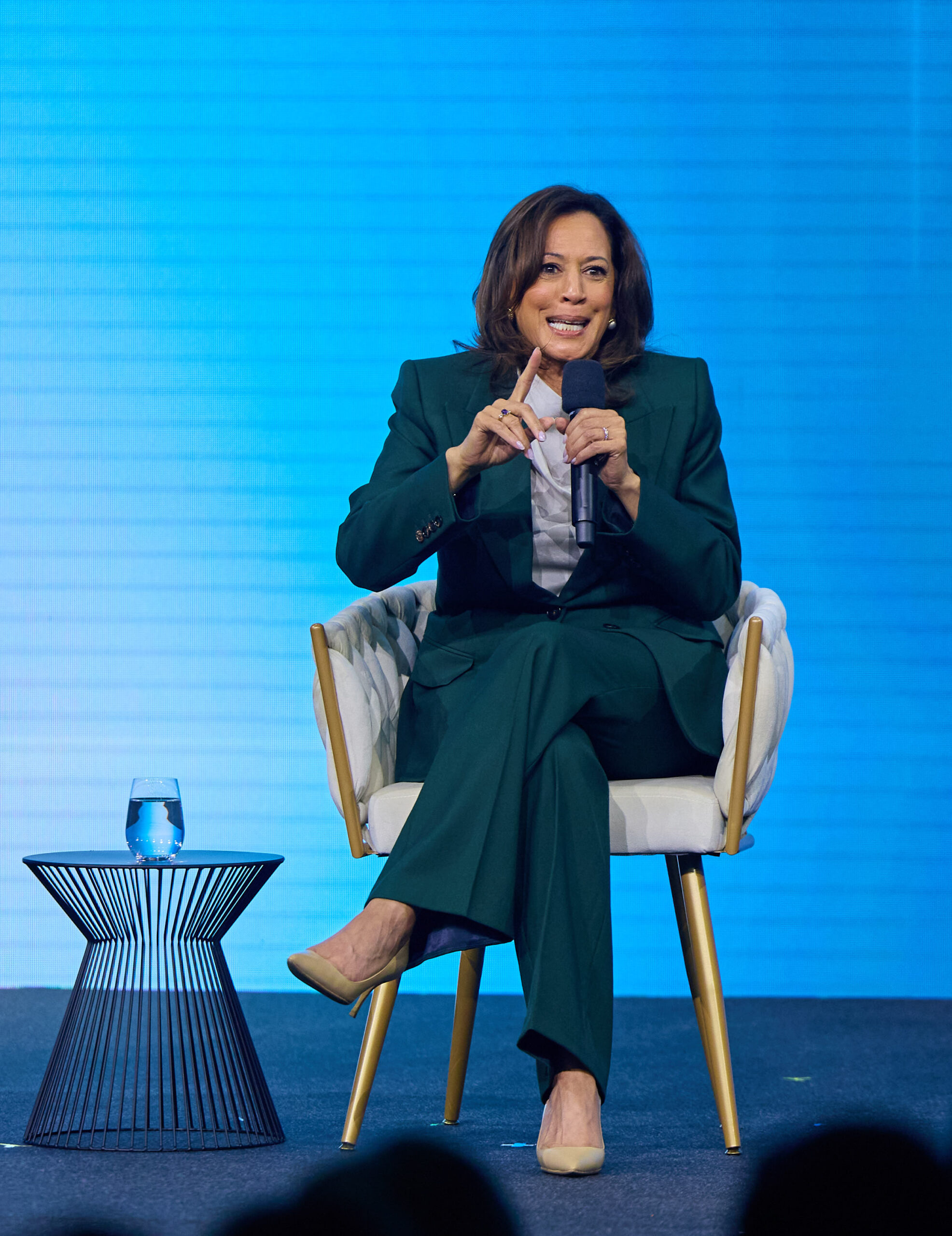 Kamala Harris gives two-word reaction to DOJ probe of 2028 rival Gavin Newsom