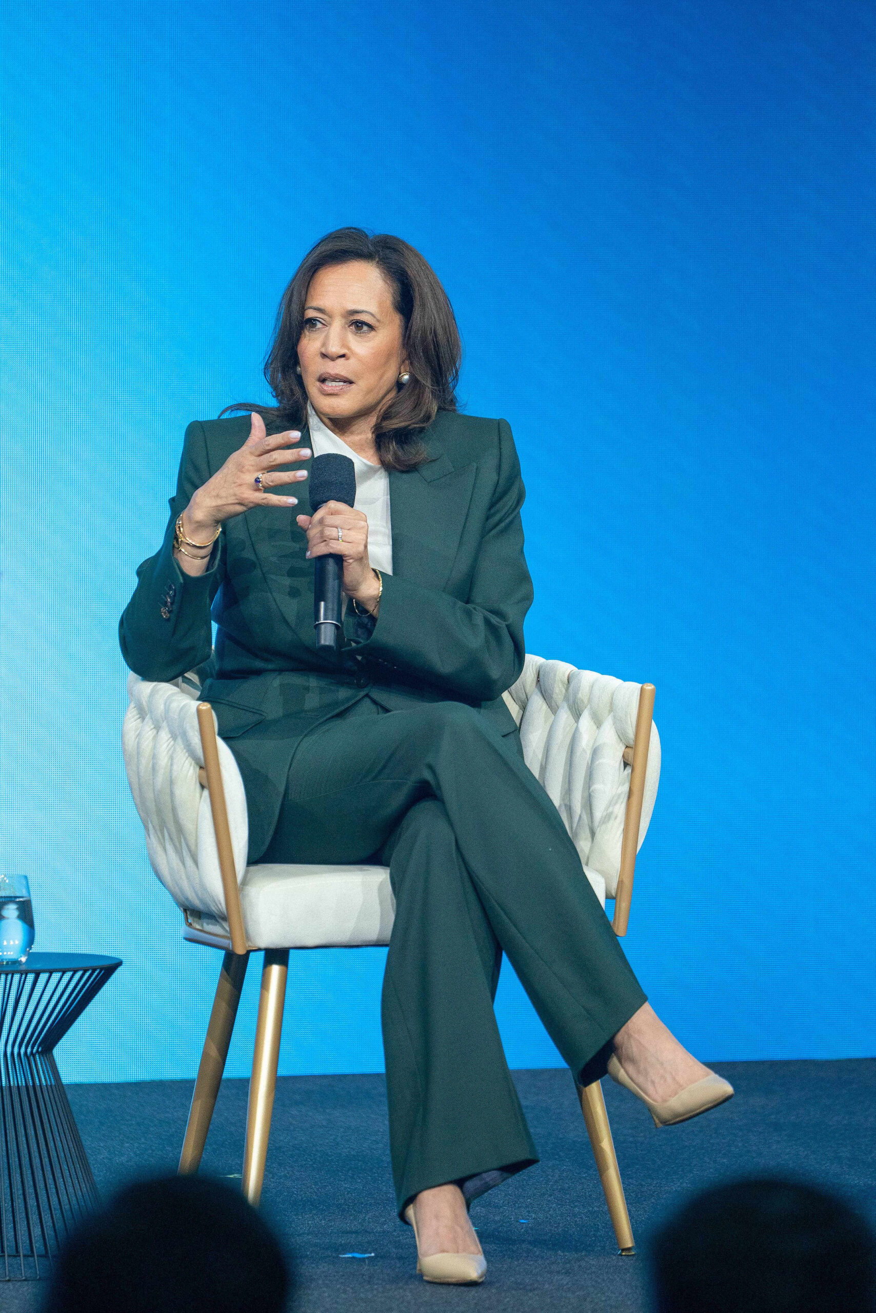 Failed 2024 candidate Kamala Harris predicts Obama-like end for Trump on Iran negotiations