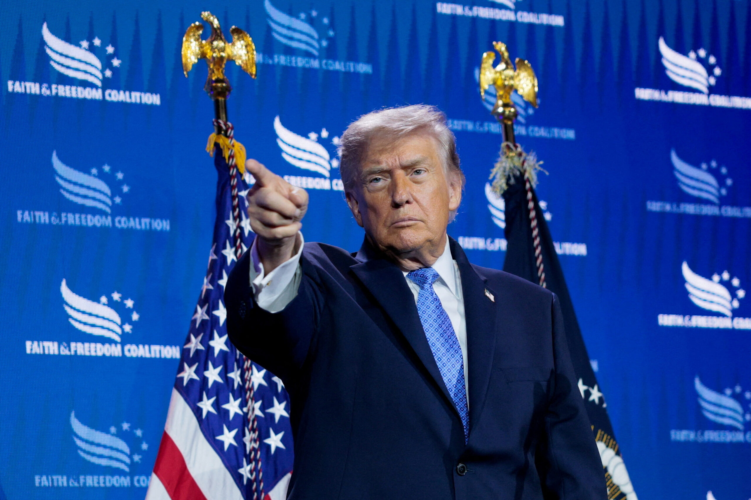 Trump confirms GOP will hold ‘midterm convention’ in  Dallas in September