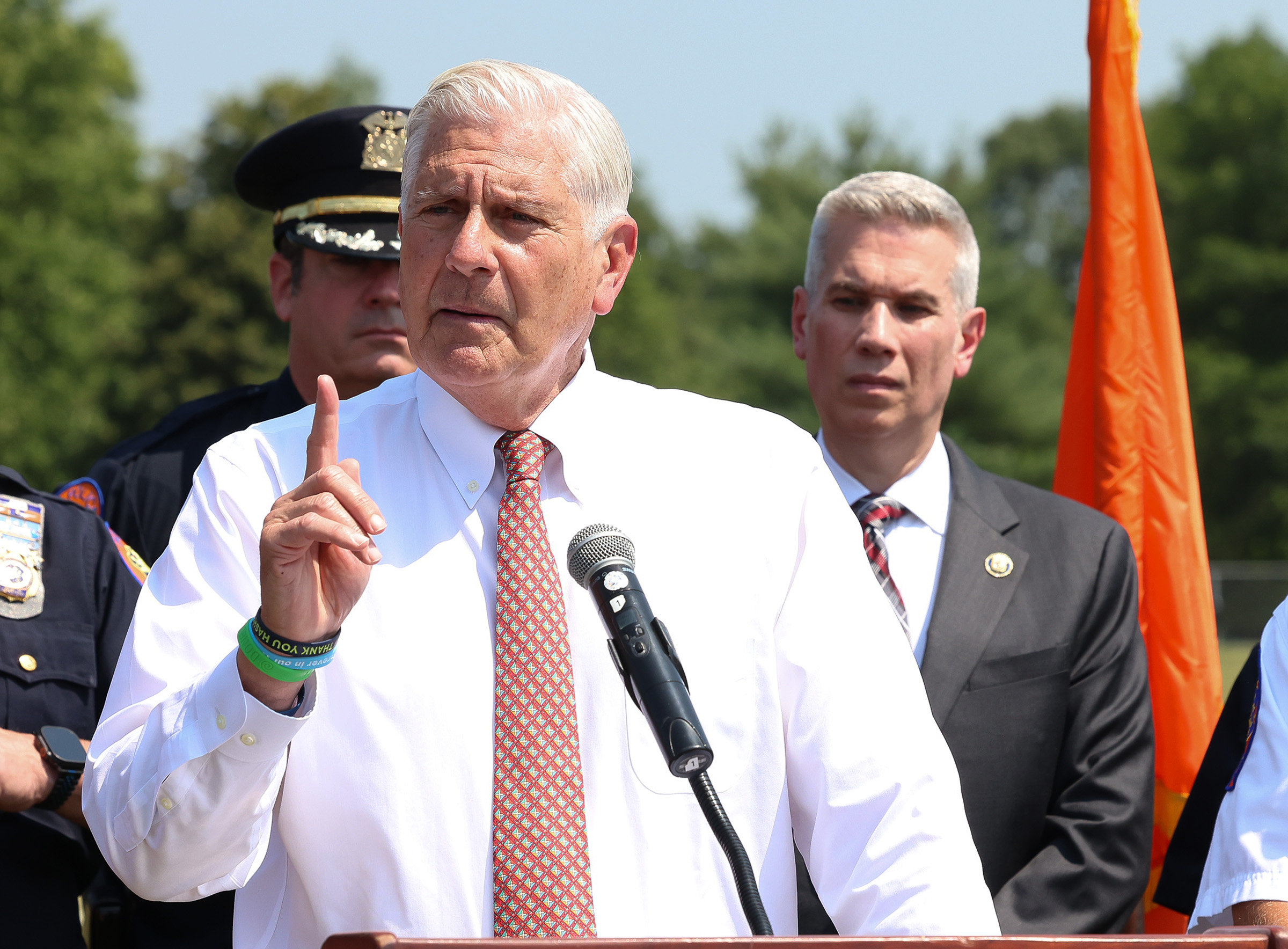 GOP gov candidate Bruce Blakeman compares NYC homeless camp to ‘third-world country’ — as he calls Manhattan a ‘disaster’