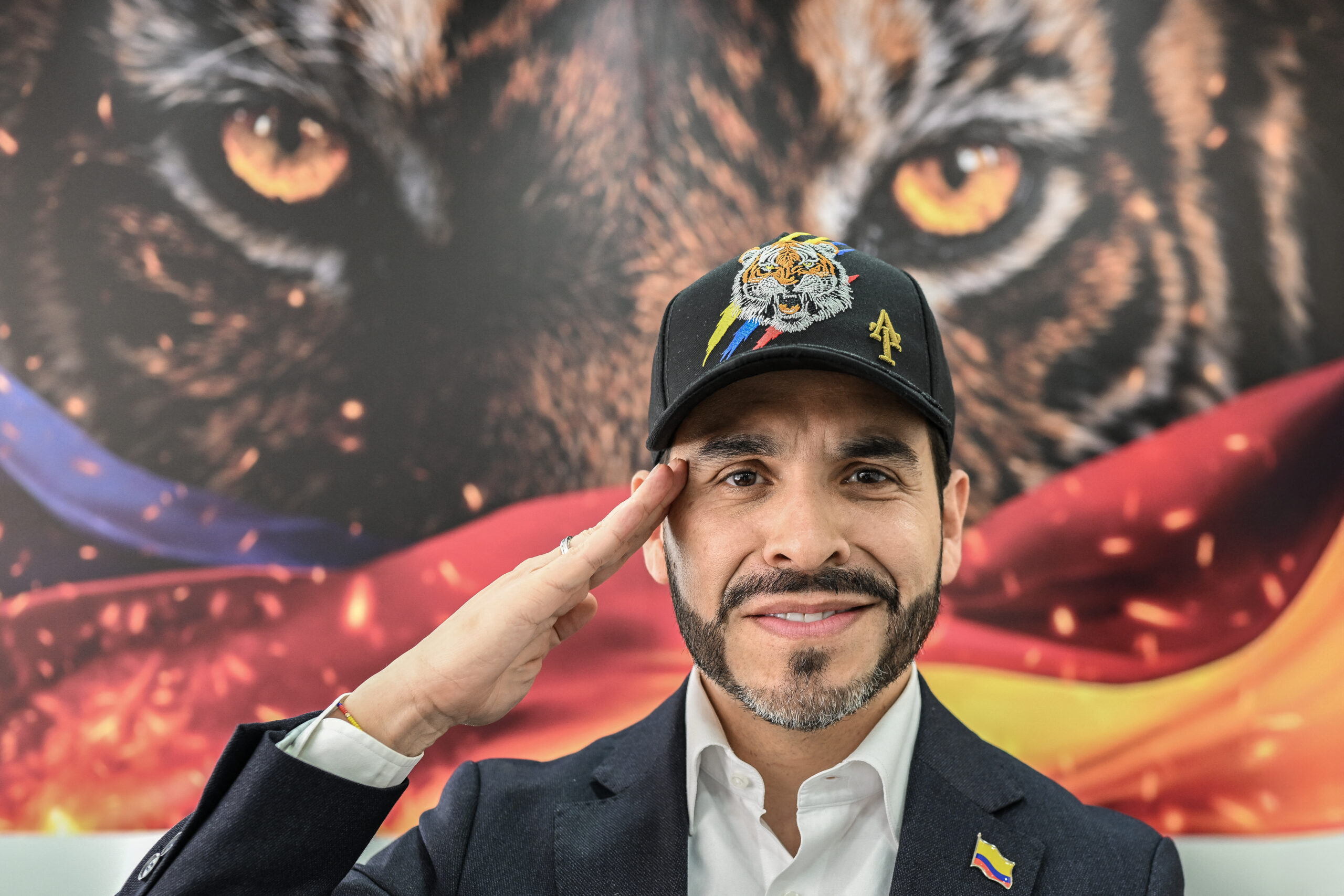 Sens. Tom Cotton, Bernie Moreno call on Trump, Rubio to boost Colombian prez-elect amid fraud claims