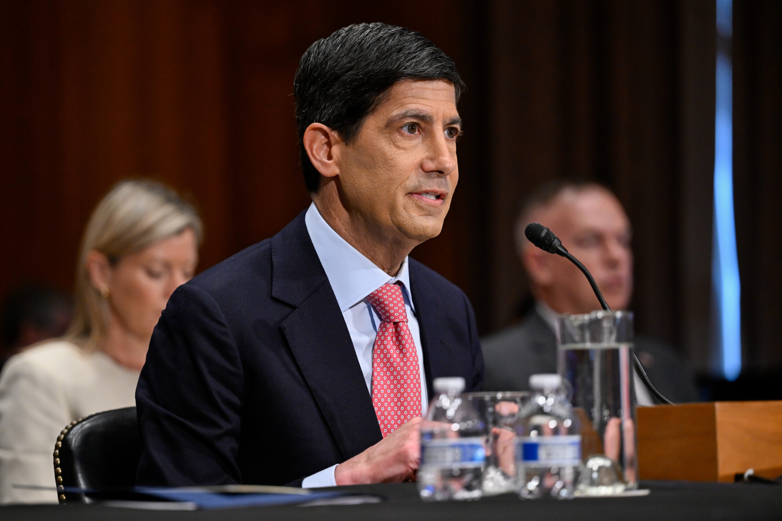 Elizabeth Warren attacks Fed chair Kevin Warsh in Senate hearing, floating corruption accusations