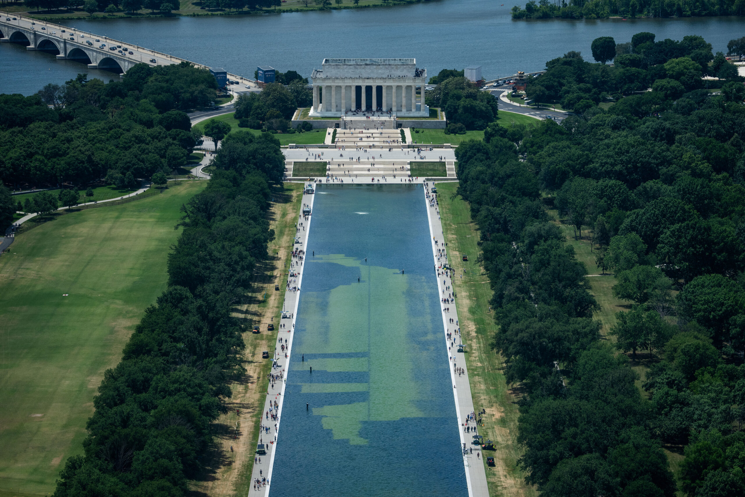 Trump admin will use same company to repair Reflecting Pool’s damaged liner, Burgum says: ‘Did a fantastic job’