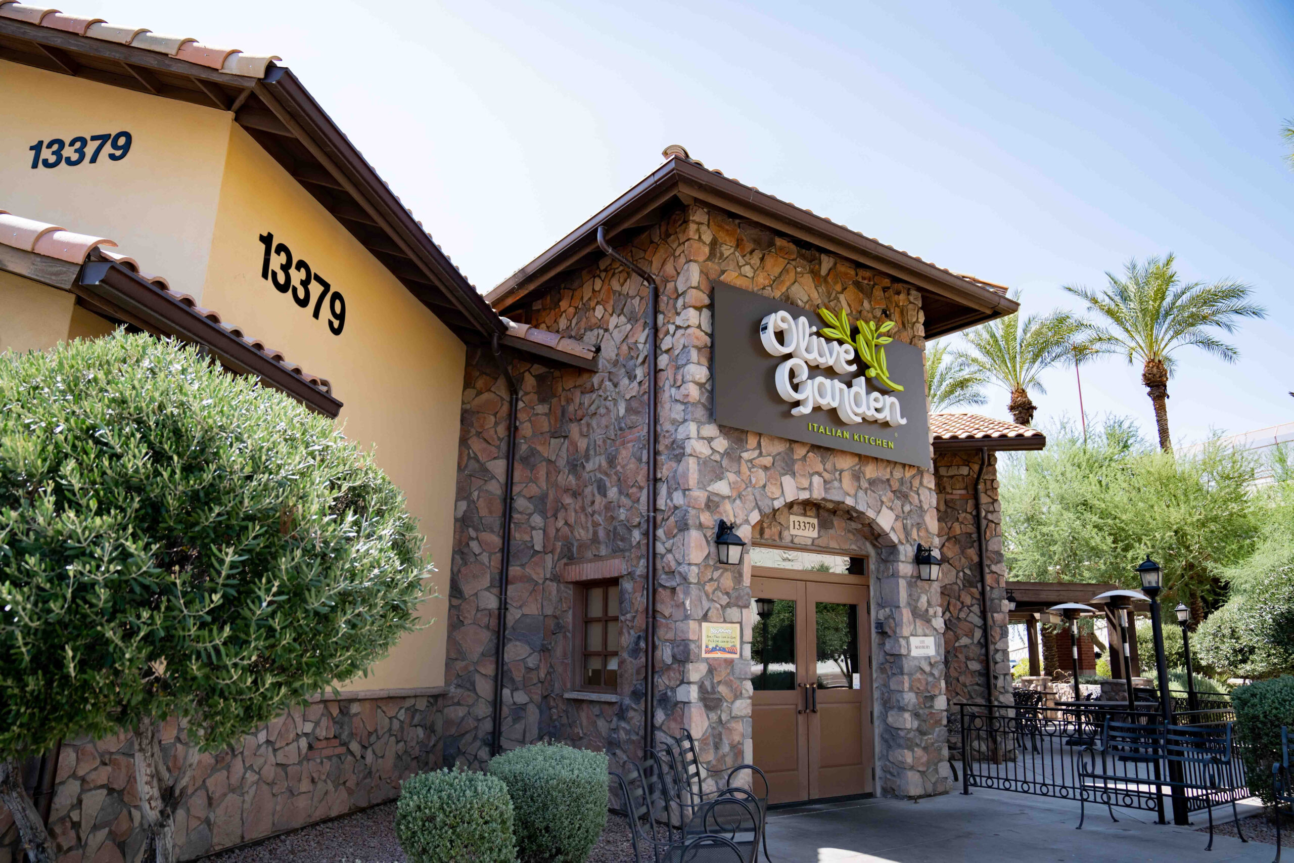 Olive Garden becomes unlikely face of voter ID fight after restaurant’s policy goes viral