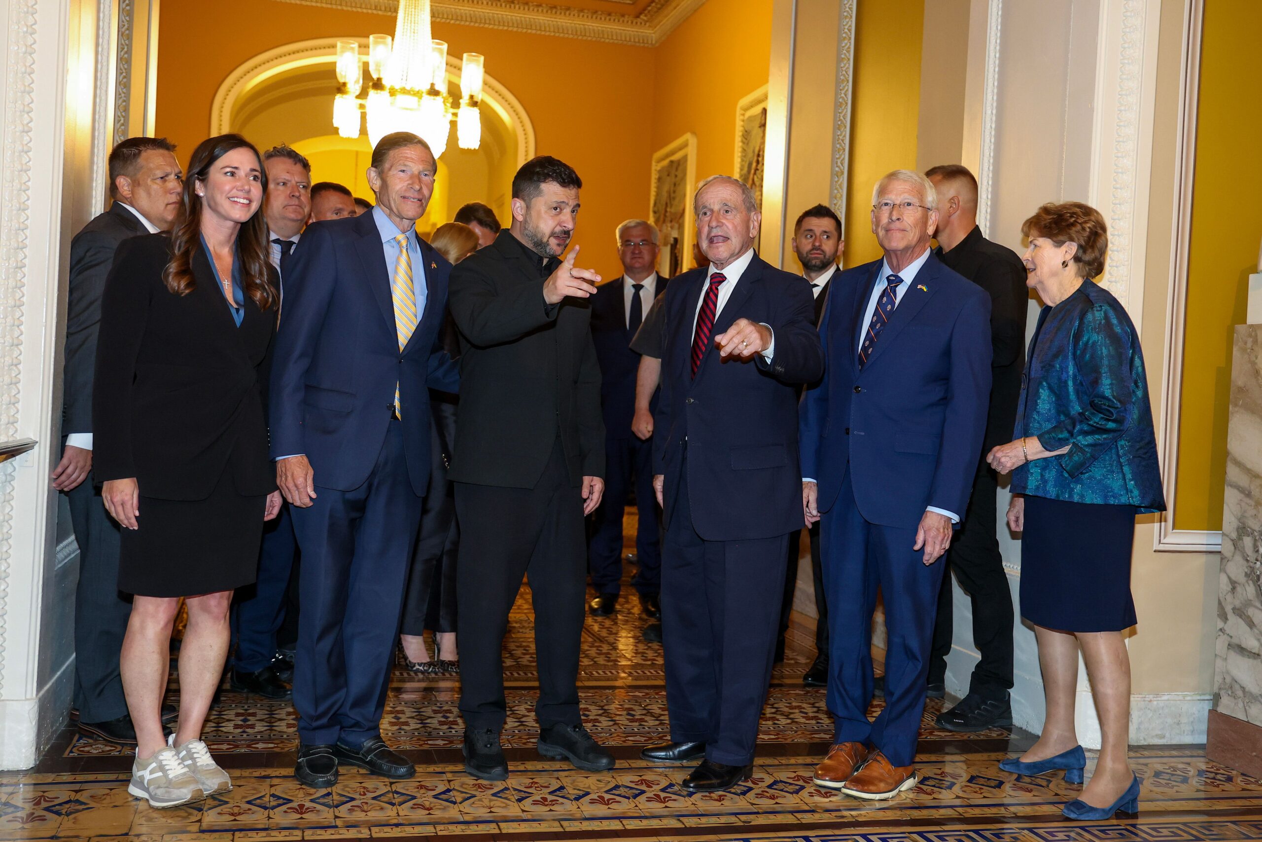 Senate advances Lindsey Graham’s long-stalled Russia sanctions bill just hours after his funeral