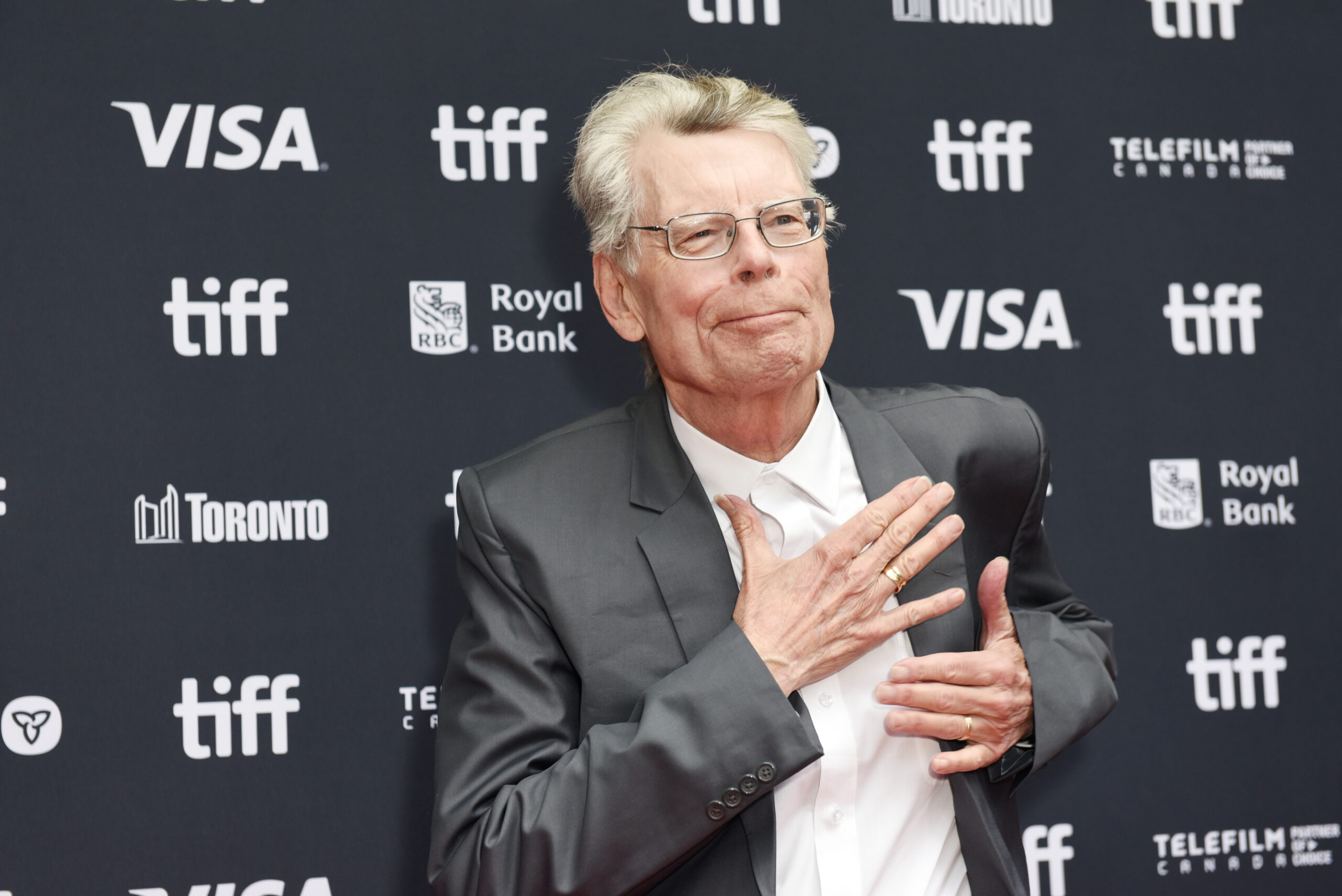 Rabid lefty Stephen King sticks by alleged rapist Graham Platner