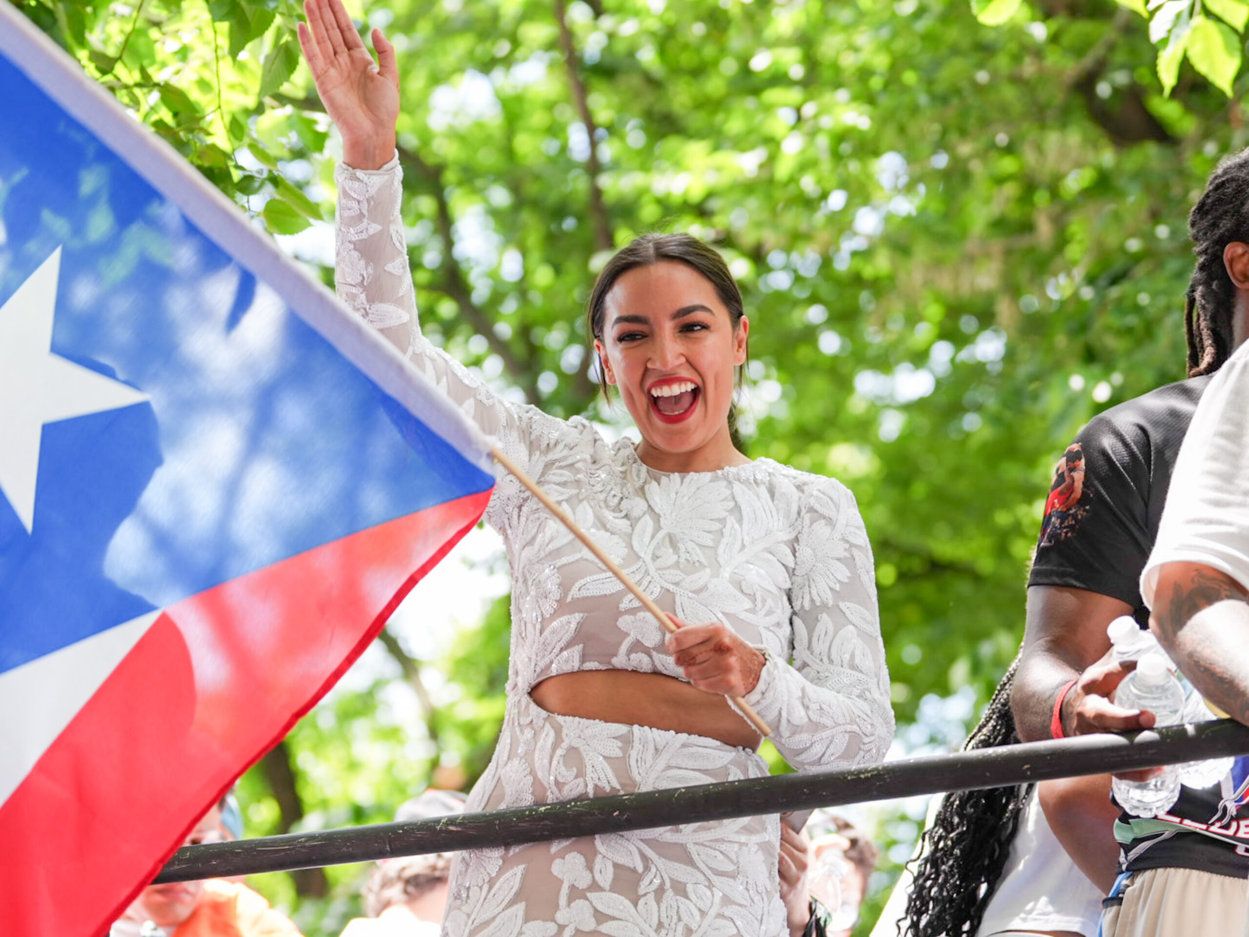 Vance says AOC has ‘got to be’ Dem candidate in 2028, she fires back with ‘I hope he is’ GOP pick