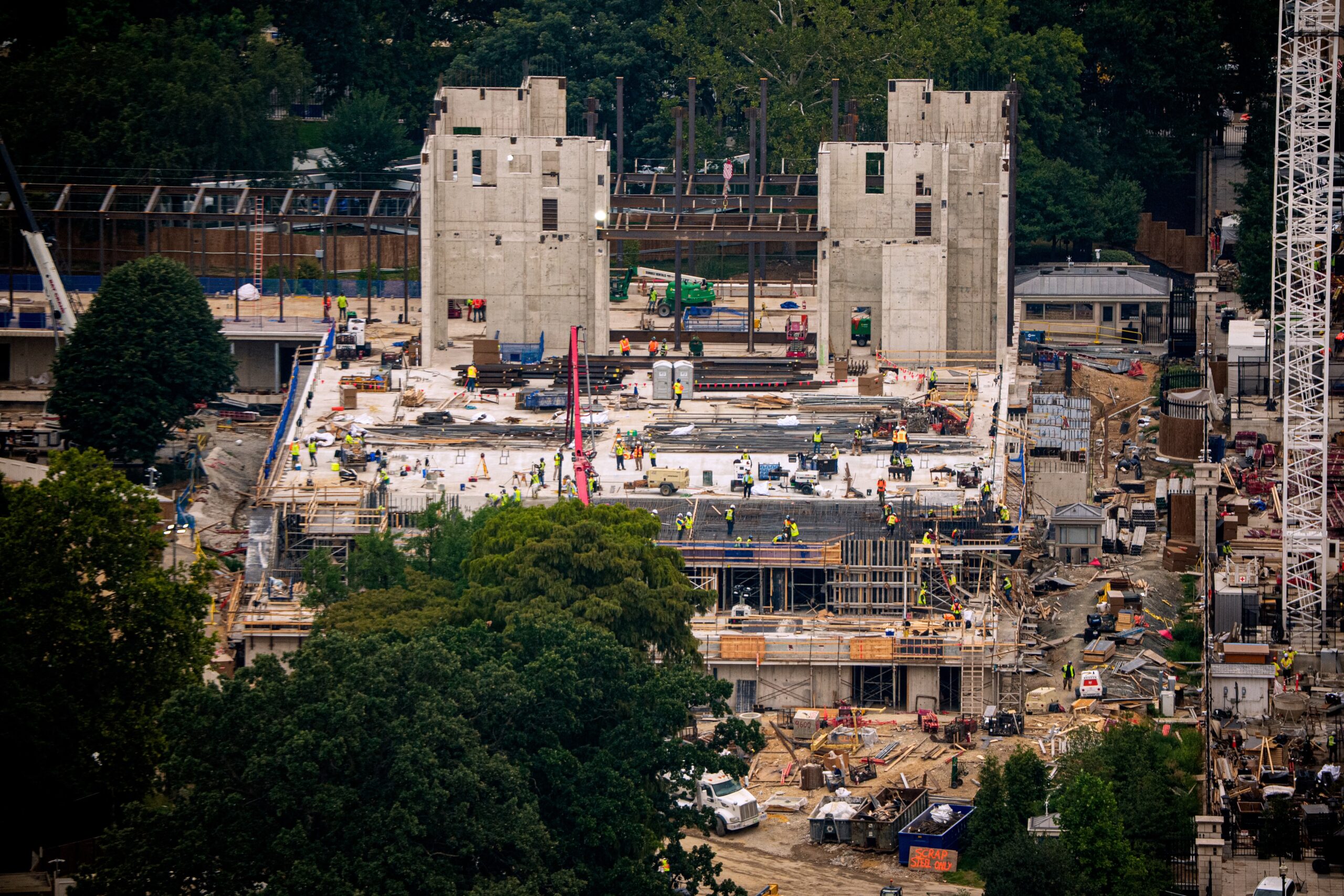 Work on Trump White House ballroom can continue, Supreme Court Chief Justice John Roberts rules