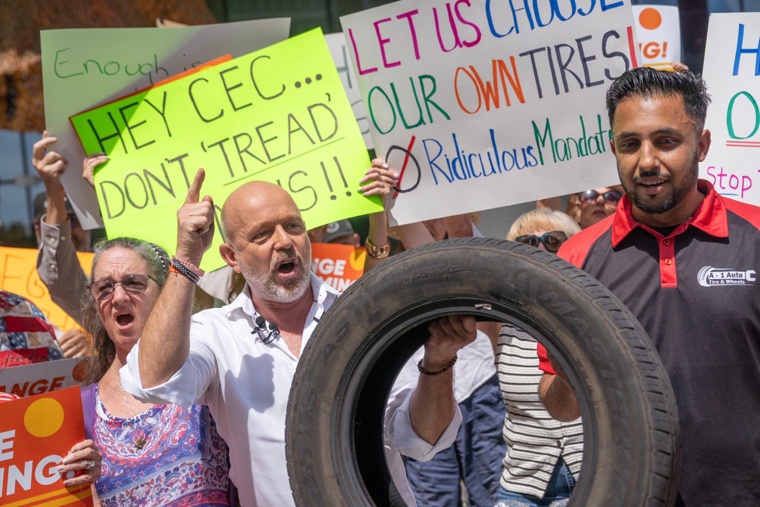 Steve Hilton vows to fire California energy bosses behind tire regulations