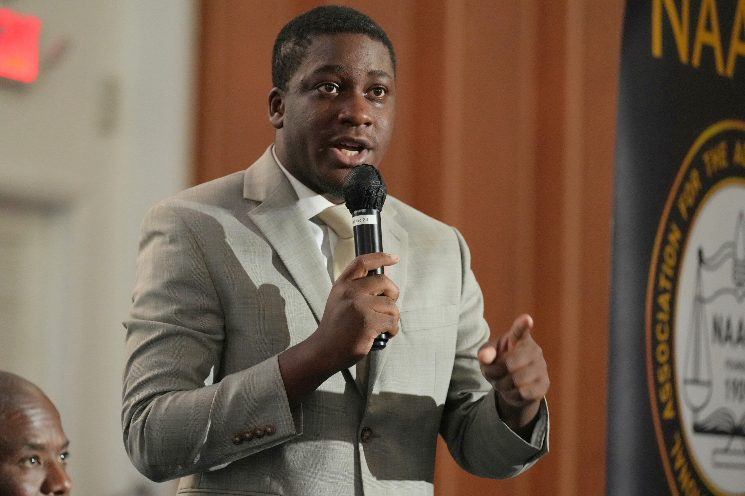 Socialist congressional candidate slams white Dem primary opponent for running in a majority-black area