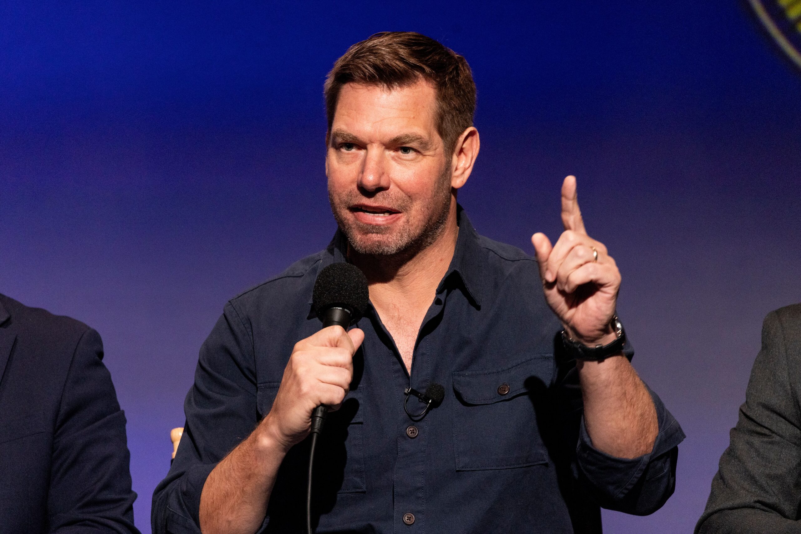 FBI confronts Eric Swalwell at California airport, seizes electronics in sexual misconduct probe