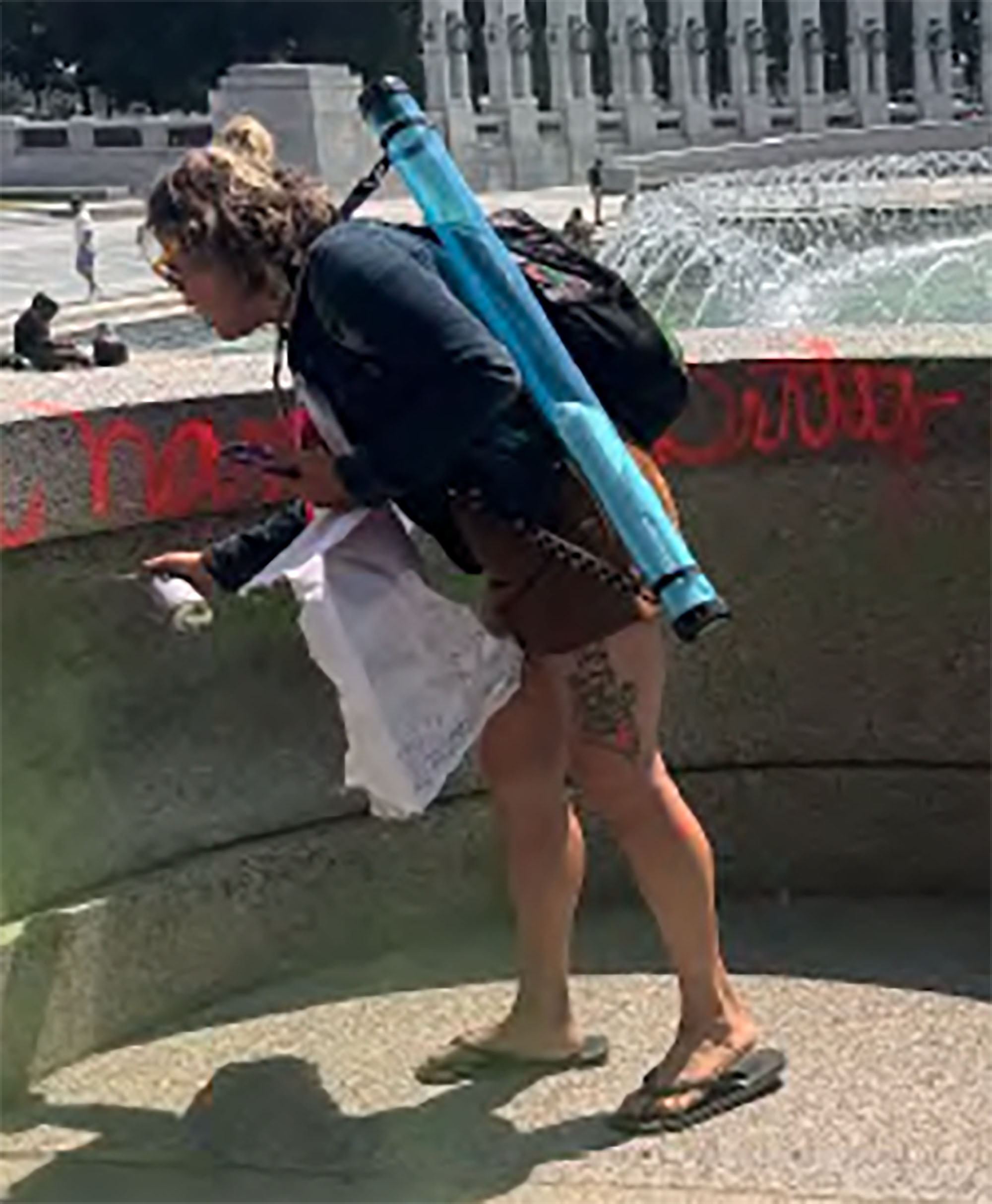 Suspect charged with vandalizing DC World War II memorial with bubble soap, red graffiti